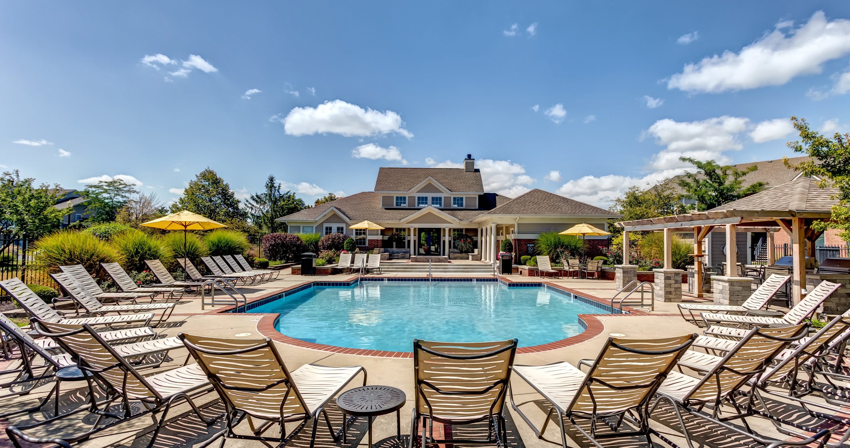 Apartments Near Eagle Creek